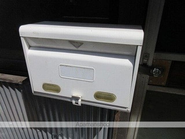 松鴻町宅の外観写真