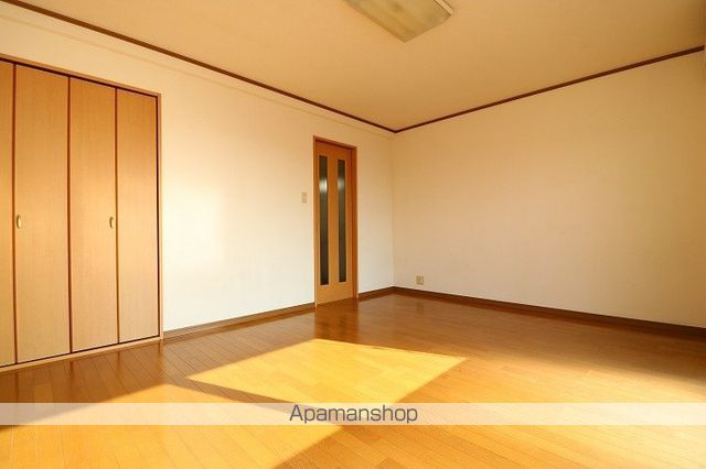 メープル西原の内装写真