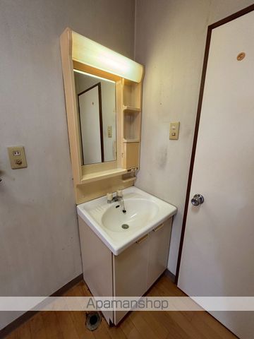 イーグル311の内装写真