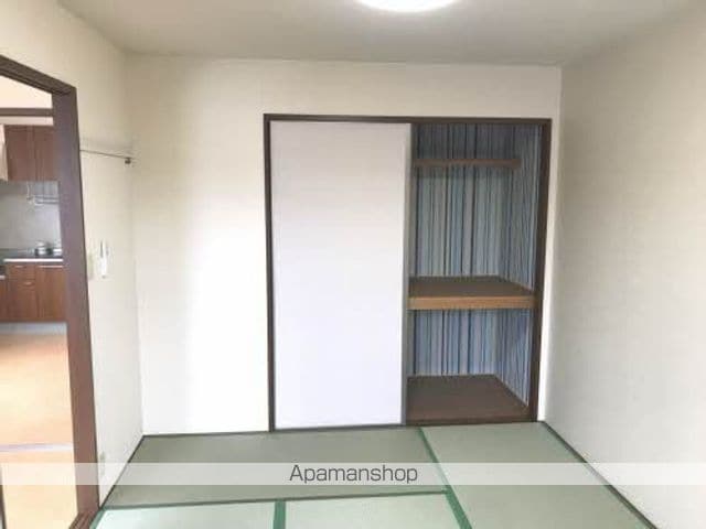 リーベンドルフ IIの内装写真