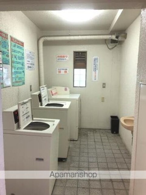 東京都武蔵野市中町３丁目[1R/15.2m2]の共用部1
