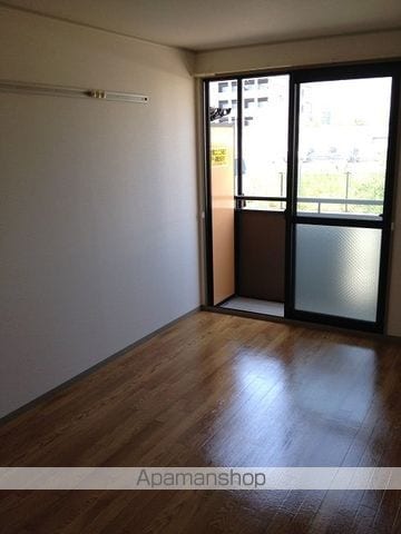クレスト中町の内装写真