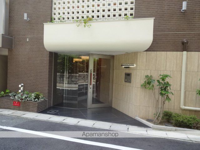ソリューション甲子園の玄関写真