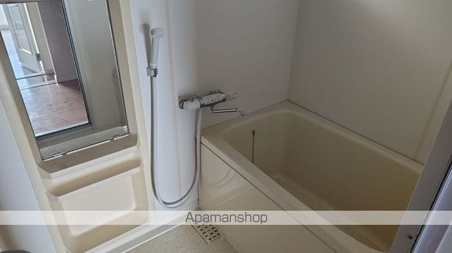 アンプルール B棟の内装写真