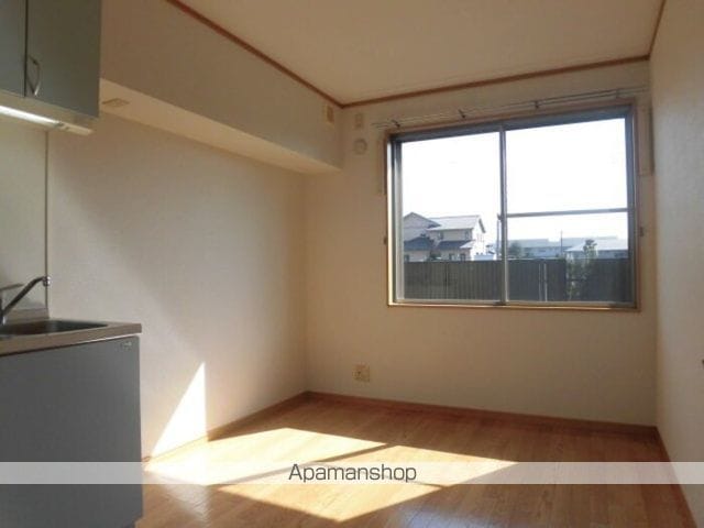 リースランド西原 C棟の内装写真