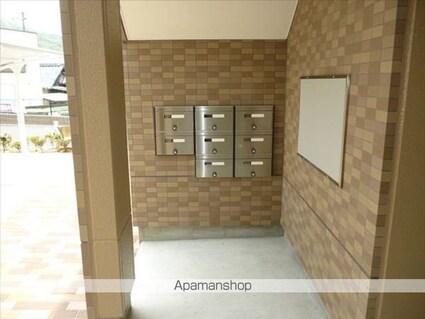 グレイス　花山[1R/33.06m2]のエントランス1