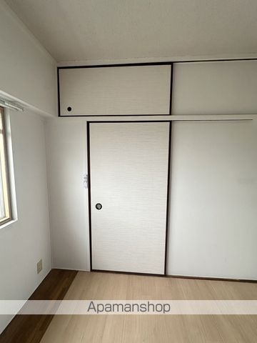 ヴィラナリー川津2号棟の内装写真