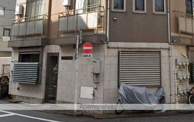 シャンテ東十条の玄関写真