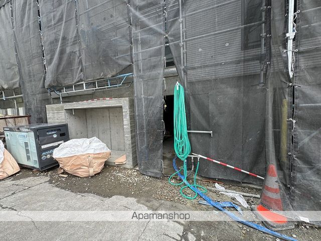 RIVIERA南郷の玄関写真