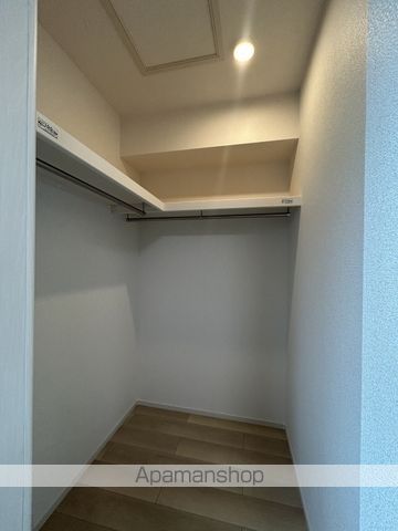 ステーブル上流の内装写真