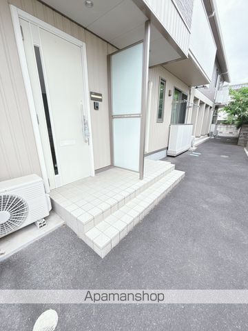 シャーメゾンナナーラの玄関写真
