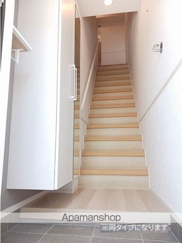グレイス 八万の内装写真