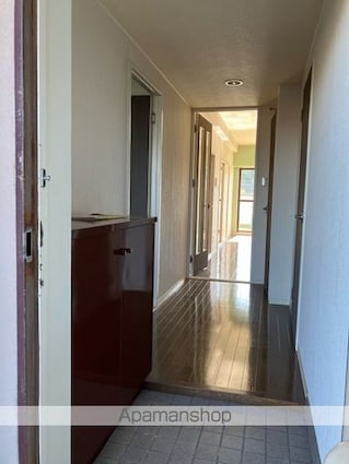 ＴＫイーストヒルズ[3LDK/63.4m2]の玄関