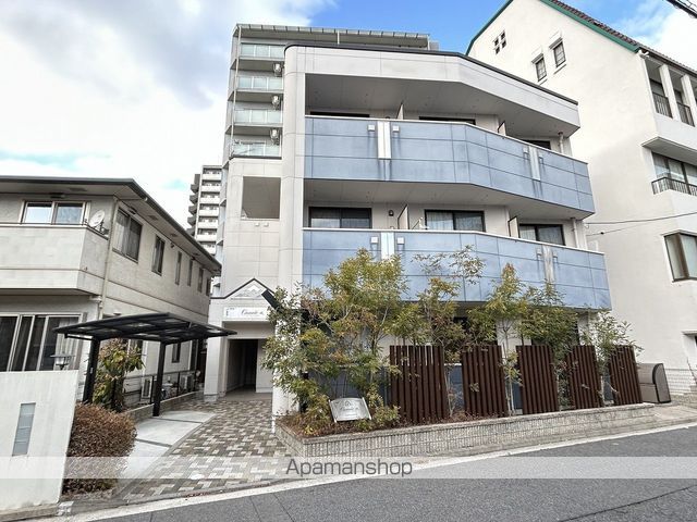 コニーアパートメント.
