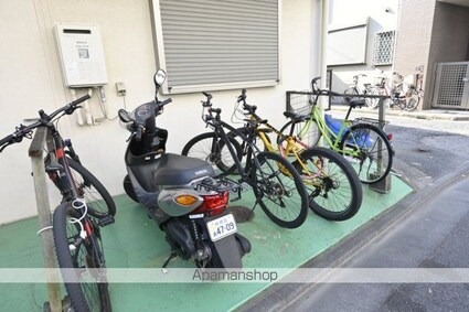 五光ビル[1K/23.4m2]の駐車場