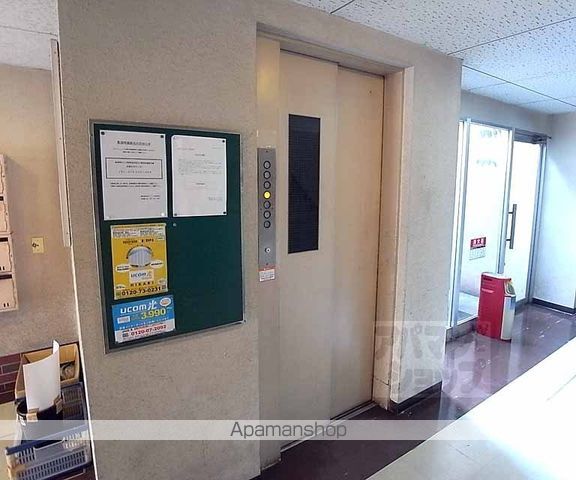 二条グランドハイツの外観写真
