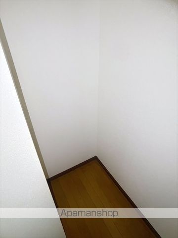 アンプルール リーブル PAPILLONBの内装写真
