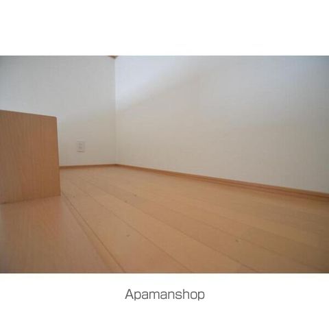 グローリーハイツIIの内装写真