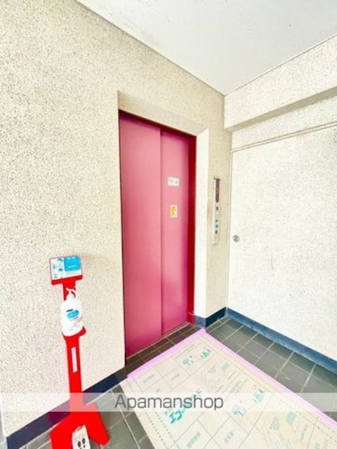 和歌山セントポリア（４０３号）[3LDK/60m2]の共用部1