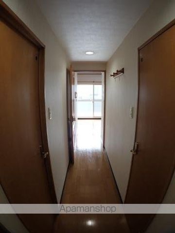 レジュイール東中通の内装写真