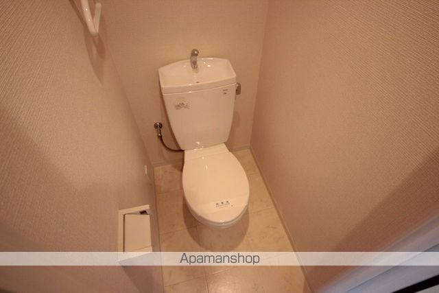 グラビスコート光町の内装写真