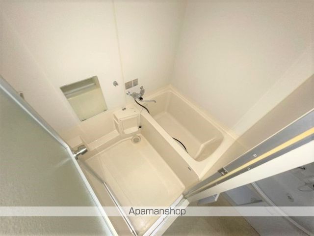 グロリアハイツ若松の内装写真