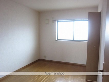 フロイデ立山[2LDK/59.62m2]の駐車場2