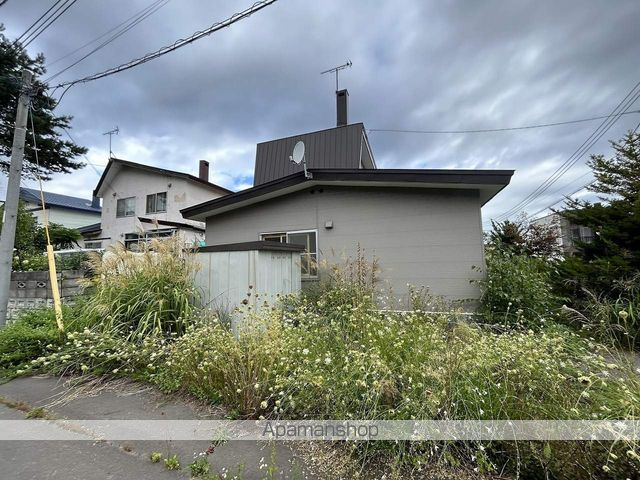 桂岡町6-15貸家の外観写真