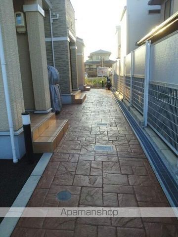 プラシードIの玄関写真