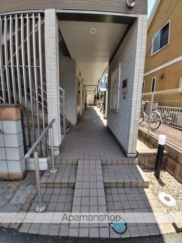 クレイノソラーナ イクラの玄関写真
