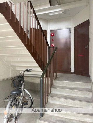 サンハイツ宮浦[2LDK/56.12m2]のエントランス