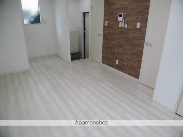 rn Terrace ?槻の内装写真