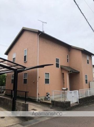 福山市 2階建 築28年の外観写真