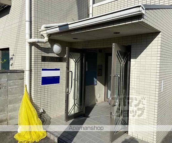 ブライトホームの玄関写真