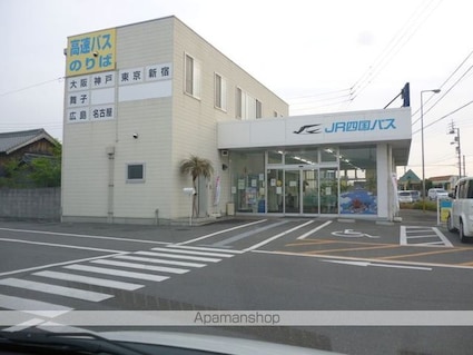 ウッドネスト津ノ郷[1DK/26m2]の周辺1