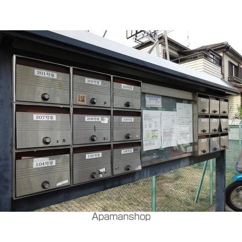 イースタンパレス桜ヶ丘の玄関写真