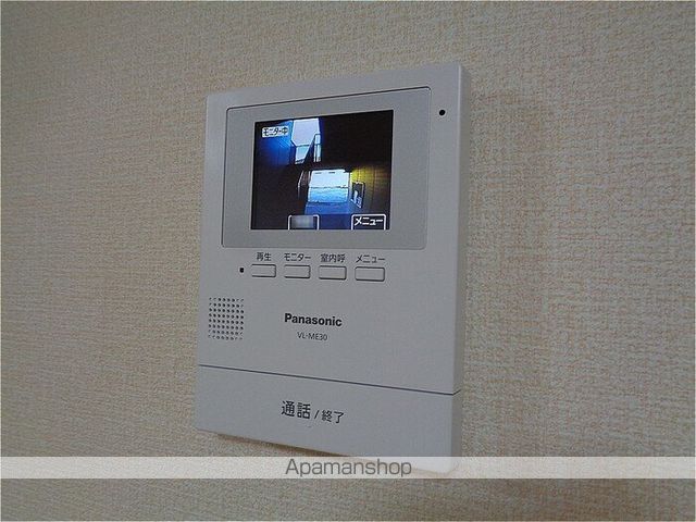 ビューラーVIの内装写真