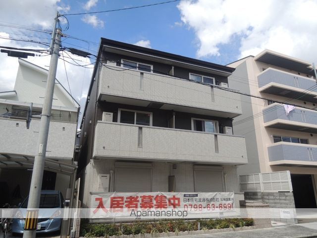 カーサ武庫之荘の外観写真