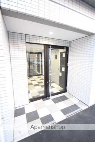 グランルーブル札幌の玄関写真