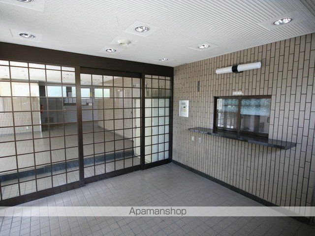 COLLECTION刀根山の玄関写真