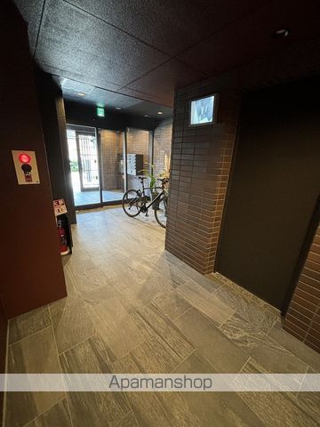 NAKAZAKI NO.66の内装写真