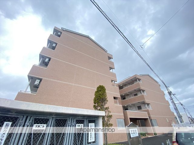 YNT第2マンションの外観写真