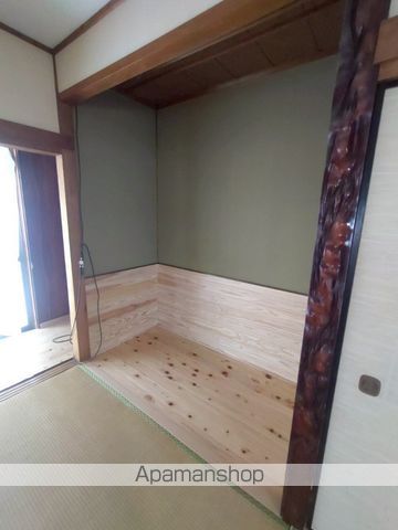 土屋貸家の内装写真
