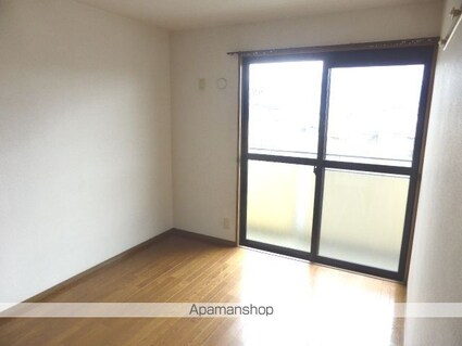 長野県長野市吉田５丁目[3DK/56m2]の内装2