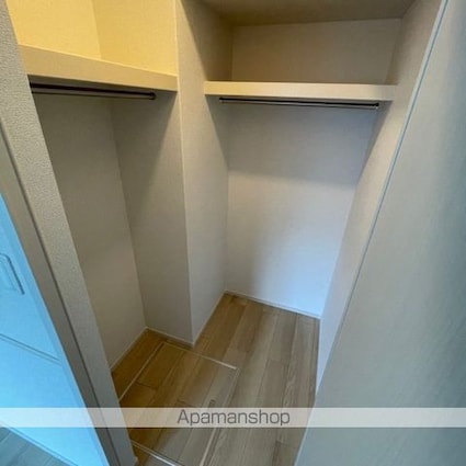 グラス　トゥリーズⅡ[1LDK/44.01m2]の収納