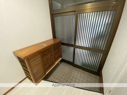 大手１丁目貸家[3LDK/86.28m2]の玄関