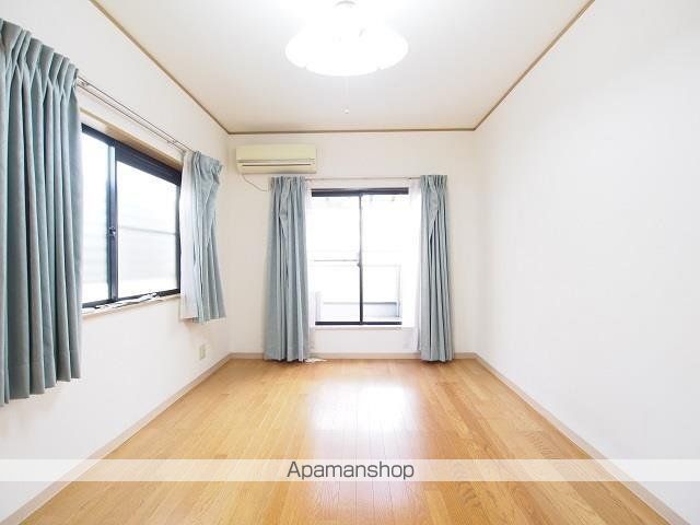 松園町戸建の内装写真