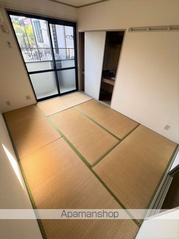 ロックヒルズIIの内装写真