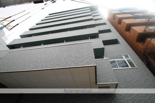 ロイヤルクイーンズパーク吹田片山町の外観写真