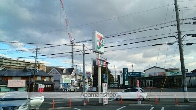 クレア・ルースの周辺写真